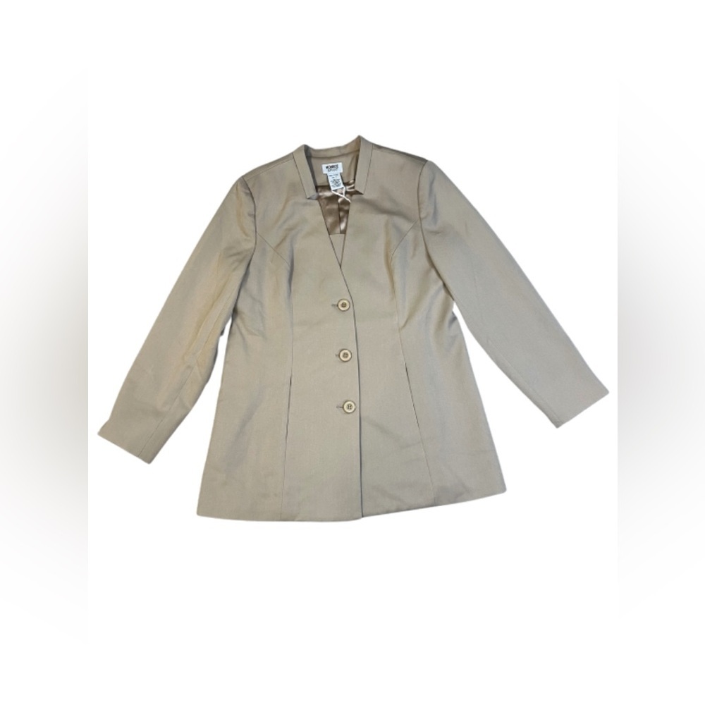 NWT Monroe & Main Cream Tan Blazer Office Business Formal Three Button